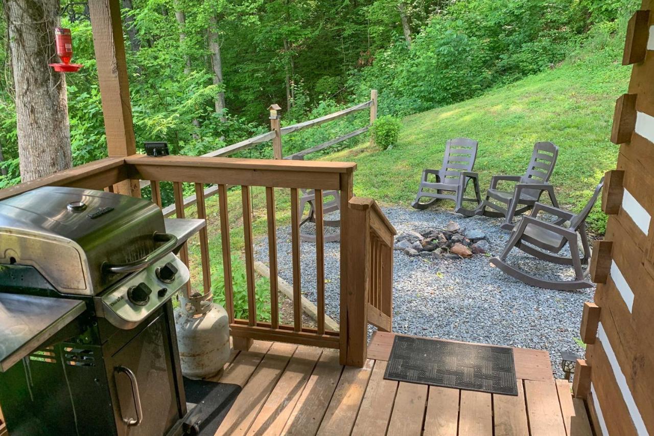 Cozy Cabin With Hot Tub And Smoky Mountain Views! Villa Bryson City Esterno foto