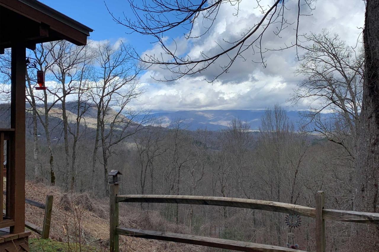 Cozy Cabin With Hot Tub And Smoky Mountain Views! Villa Bryson City Esterno foto