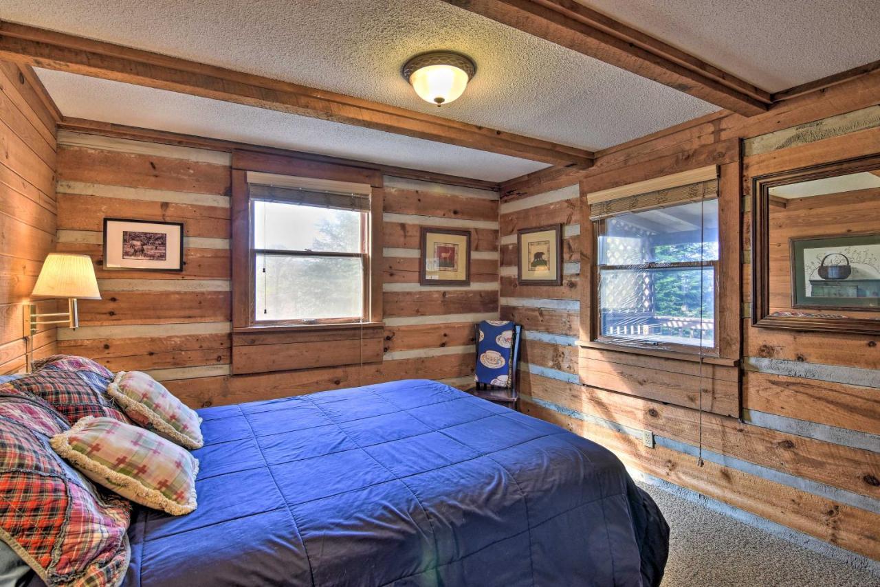 Cozy Cabin With Hot Tub And Smoky Mountain Views! Villa Bryson City Esterno foto