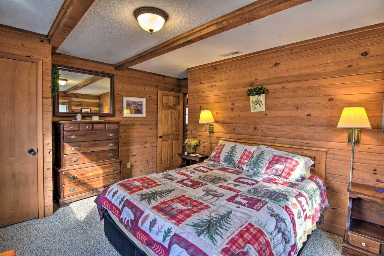 Cozy Cabin With Hot Tub And Smoky Mountain Views! Villa Bryson City Esterno foto